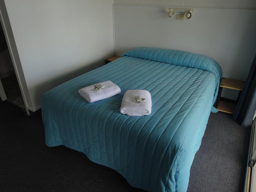 Waipapakauri Ninety Mile Beach Holiday Park חדר תמונה