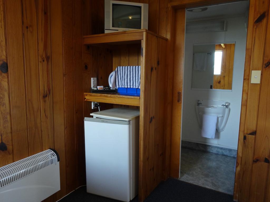 Waipapakauri Ninety Mile Beach Holiday Park חדר תמונה