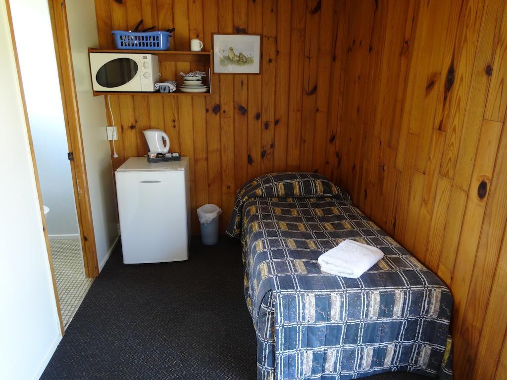 Waipapakauri Ninety Mile Beach Holiday Park חדר תמונה