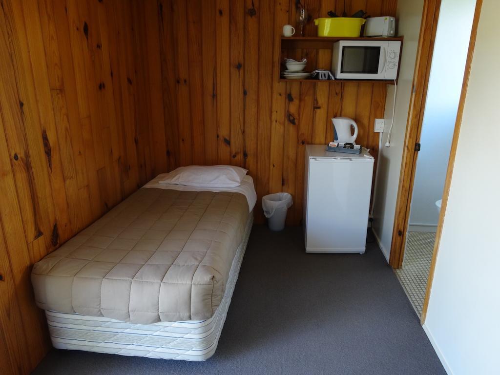 Waipapakauri Ninety Mile Beach Holiday Park חדר תמונה